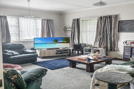 Photo of property in 3 Otanga Street, Dannevirke, 4930