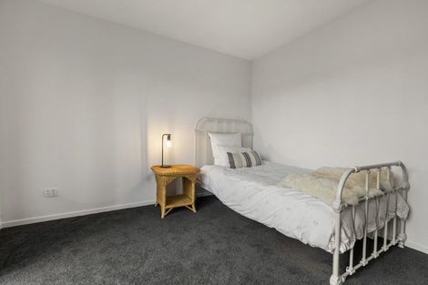 Photo of property in 18d St Michaels Avenue, Point Chevalier, Auckland, 1022