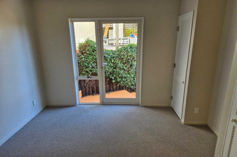 Photo of property in 3 Pentland Place, Highlands Park, New Plymouth, 4312