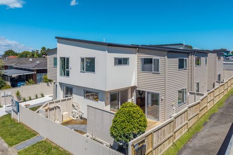 Photo of property in 13a Liam Place, Half Moon Bay, Auckland, 2012