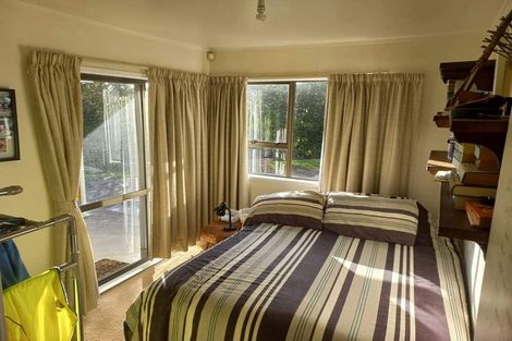 Photo of property in 2 Royal Road, Massey, Auckland, 0614