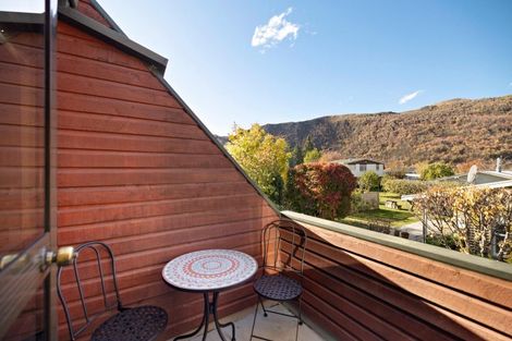 Photo of property in 18 Inverness Crescent, Arrowtown, 9302