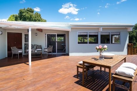 Photo of property in 15 Emerald Hill, Havelock North, 4130