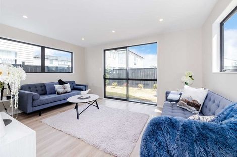 Photo of property in 18 Myland Drive, Hobsonville, Auckland, 0616