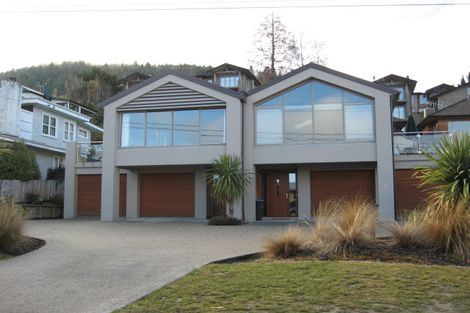Photo of property in 3a Hallenstein Street, Queenstown, 9300