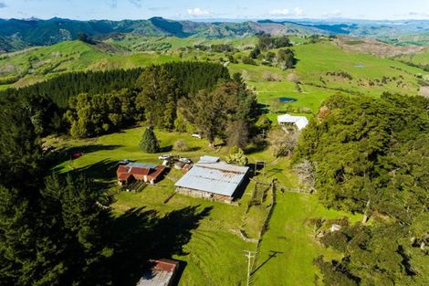 Photo of property in 1875 Kanakanaia Road, Whatatutu, Te Karaka, 4091