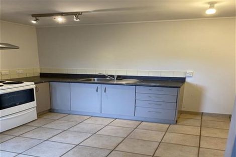 Photo of property in 79 Queenstown Road, Onehunga, Auckland, 1061