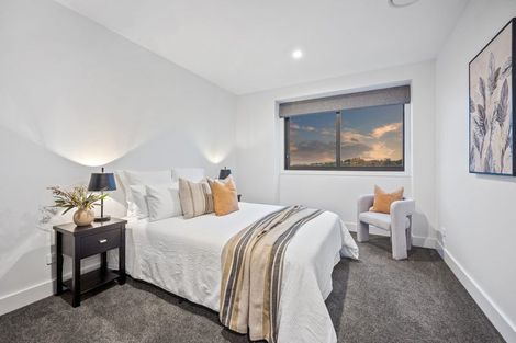 Photo of property in 9 Ridgelea Road, Long Bay, Albany, 0792