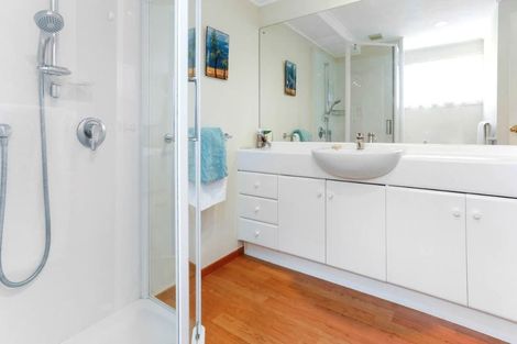 Photo of property in 18 Sharples Place, Somerville, Auckland, 2014