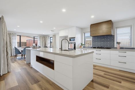 Photo of property in 27 Costello Drive, Ngatea, 3503