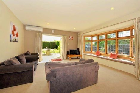 Photo of property in 284 Papanui Road, Merivale, Christchurch, 8052