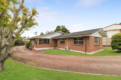 Photo of property in 328 Great South Road, Opaheke, Papakura, 2113