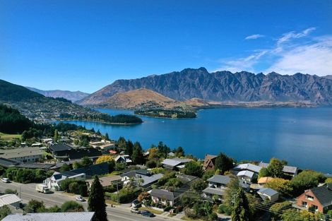 Photo of property in 166 Fernhill Road, Fernhill, Queenstown, 9300