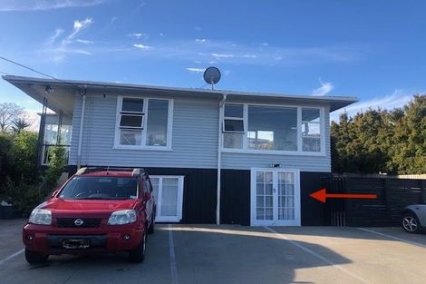 Photo of property in 2/61 Forrest Hill Road, Milford, Auckland, 0620