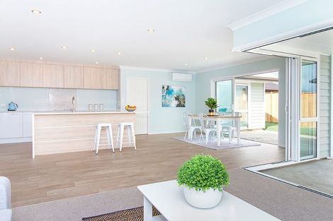 Photo of property in 12 Glennron Lane, Waiuku, 2123