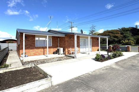 Photo of property in 67a Charlotte Street, Balclutha, 9230