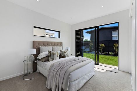 Photo of property in 10 Vaughan Crescent, Murrays Bay, Auckland, 0630