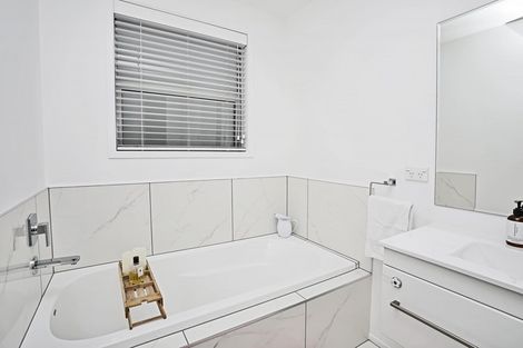 Photo of property in 18 Rosewood Drive, Rosedale, Invercargill, 9810