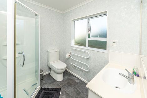 Photo of property in 6 Porritt Street, Saint Johns Hill, Whanganui, 4500