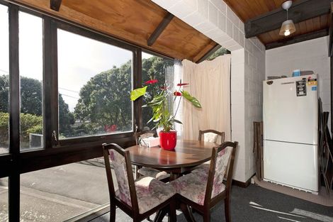 Photo of property in 3 Stowe Hill, Thorndon, Wellington, 6011