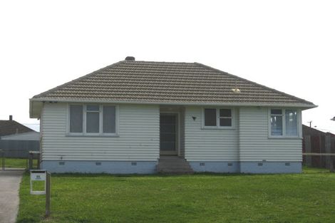 Photo of property in 65 Matipo Street, Castlecliff, Whanganui, 4501