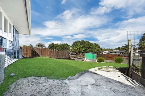 Photo of property in 9 Rata Street, Waiuku, 2123
