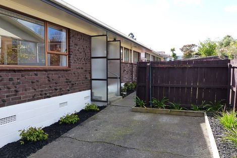 Photo of property in 2/9 Evans Road, Glen Eden, Auckland, 0602