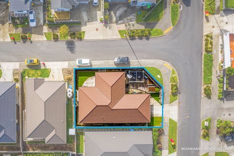 Photo of property in 1 Reserva Crescent, Kumeu, 0810