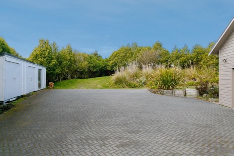 Photo of property in 89 Hill View Drive, Acacia Bay, Taupo, 3385
