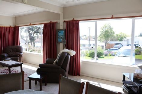 Photo of property in 5 Holden Avenue, Forest Lake, Hamilton, 3200