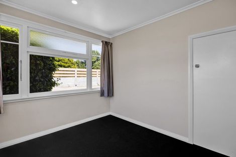 Photo of property in 1/9 Tarahua Road, Vogeltown, New Plymouth, 4310