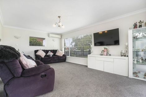 Photo of property in 102au1 Sandwich Road, St Andrews, Hamilton, 3200