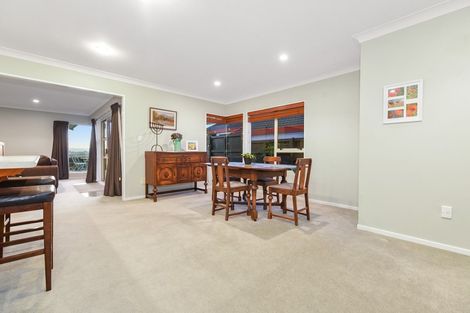 Photo of property in 16 Sunny Dale, Western Heights, Hamilton, 3200
