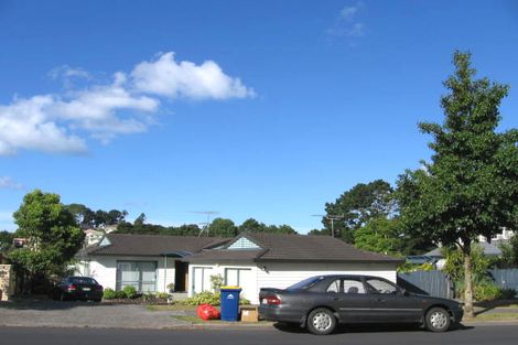 Photo of property in 95 Unsworth Drive, Unsworth Heights, Auckland, 0632