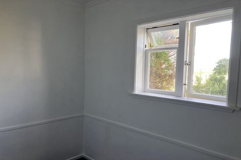 Photo of property in 9 Waiteata Road, Kelburn, Wellington, 6012