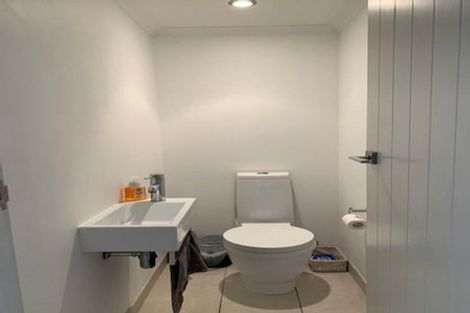 Photo of property in Bellagio Apartments, 6e/39 Taranaki Street, Te Aro, Wellington, 6011