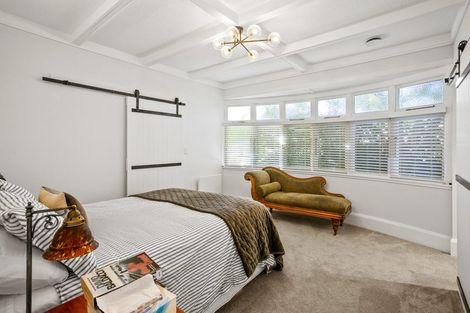 Photo of property in 76 Barrett Street, Westown, New Plymouth, 4310