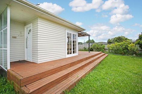 Photo of property in 1/1 Cooper Place, Papakura, 2110