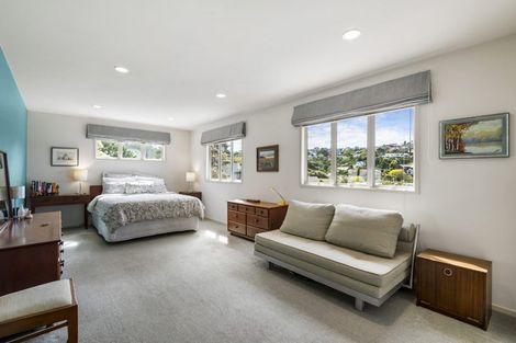 Photo of property in 38 Saddleback Rise, Murrays Bay, Auckland, 0630