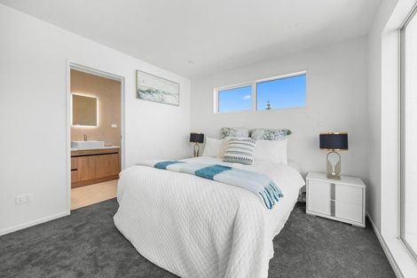 Photo of property in 111 Tributary Parade, Karaka, 2578