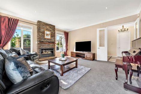 Photo of property in 24 The Mews, Shamrock Park, Auckland, 2016