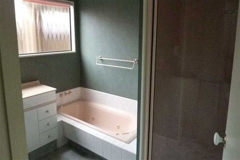 Photo of property in 1 Crowden Place, Harrowfield, Hamilton, 3210