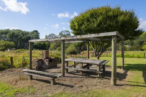 Photo of property in 3821 Waiapu Road, Tokomaru Bay, 4079