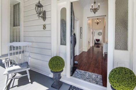 Photo of property in 8 Cheltenham Road, Devonport, Auckland, 0624