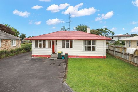 Photo of property in 10 Allenby Street, Bader, Hamilton, 3206