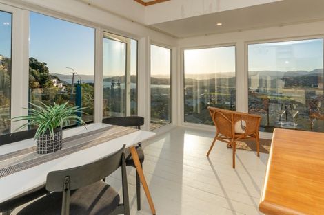 Photo of property in 17 Hornsey Road, Melrose, Wellington, 6023