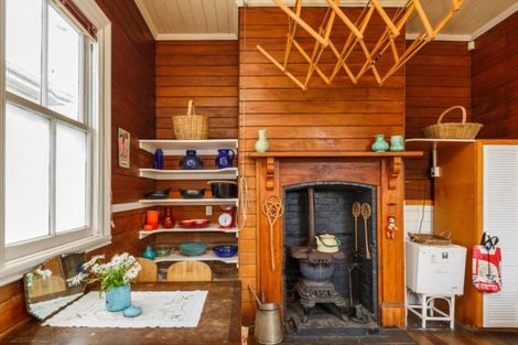 Photo of property in 234 Grey Street, Palmerston North, 4414