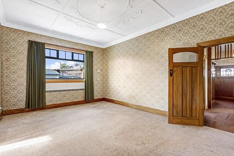 Photo of property in 26 Hargest Crescent, Saint Kilda, Dunedin, 9012