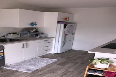 Photo of property in 505 Featherston Street, Roslyn, Palmerston North, 4414