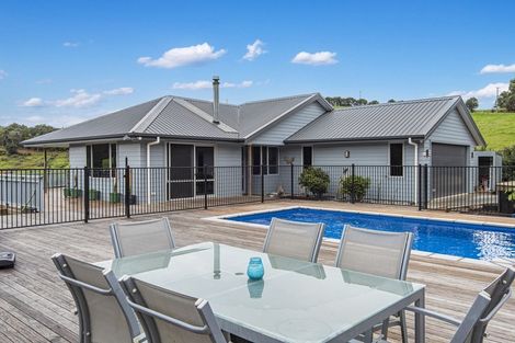 Photo of property in 544 Taraunui Road, Parua Bay, Onerahi, 0192